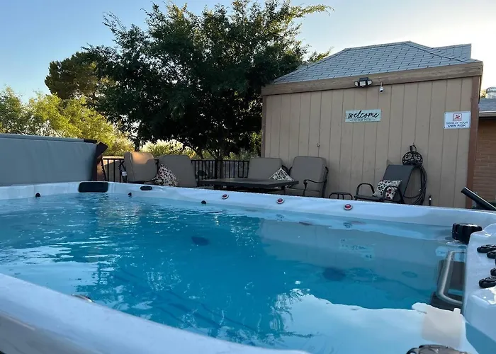 Сasa de vacaciones Private Acre W Pool Hot Tub And Gorgeous Mnt View *